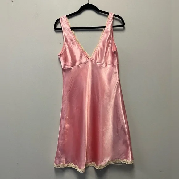 Victoria's Secret Pink Satin Chemise with Lace—Medium - Picture 3 of 6